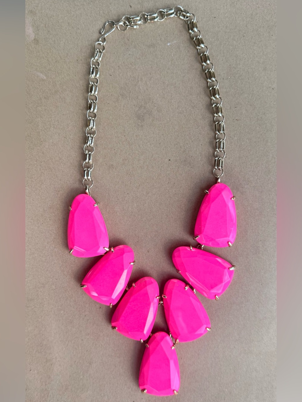 Kendra Scott Pink Harlow Statement
Necklace, Adjustable, NWOT